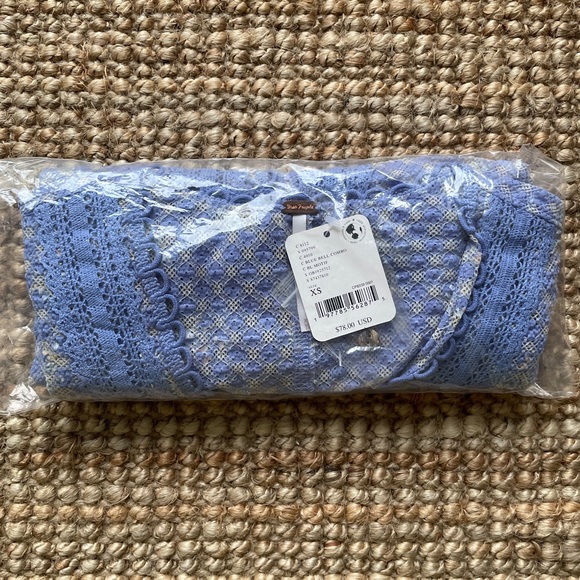 NEW Free People Kika Printed Top In Blue Bell Combo - Picture 7 of 11